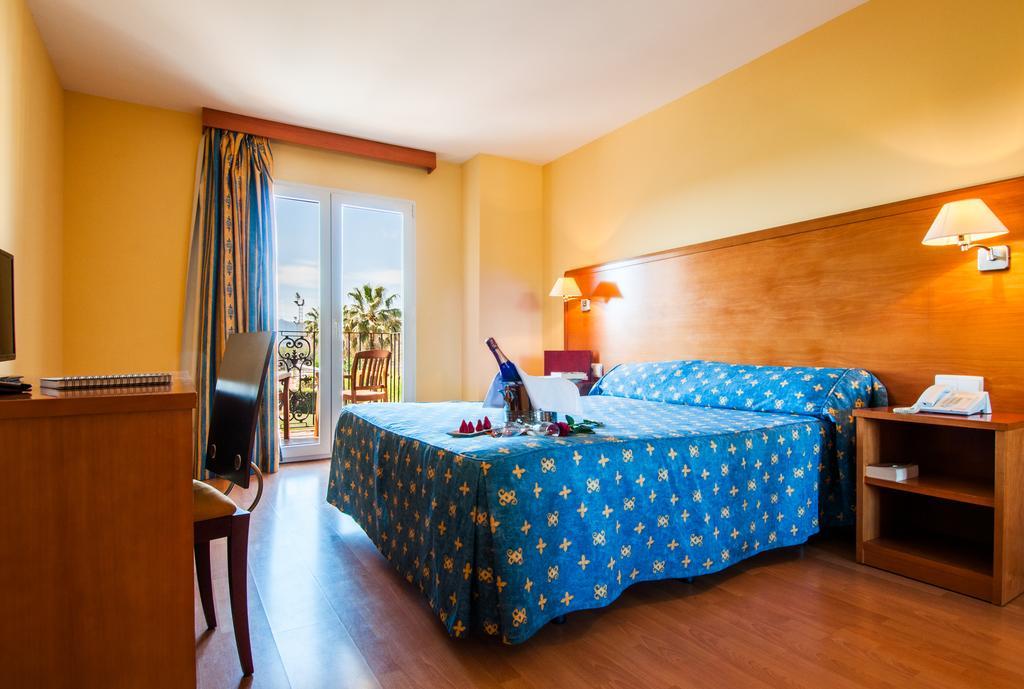 La Cava Hotel กาบาเนส ภายนอก รูปภาพ