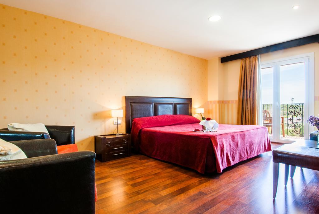 La Cava Hotel กาบาเนส ภายนอก รูปภาพ